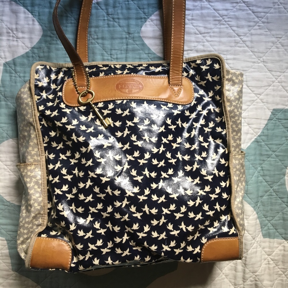 Fossil shoulder bag vinyl with bird pattern